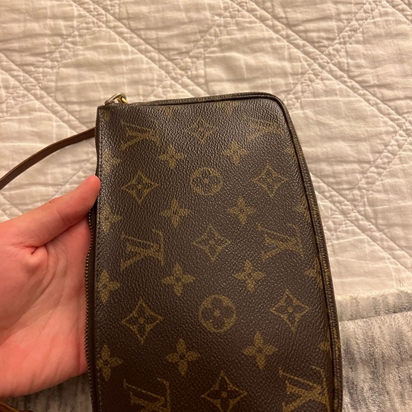 Louis Vuitton pochette - Picture 6 of 9